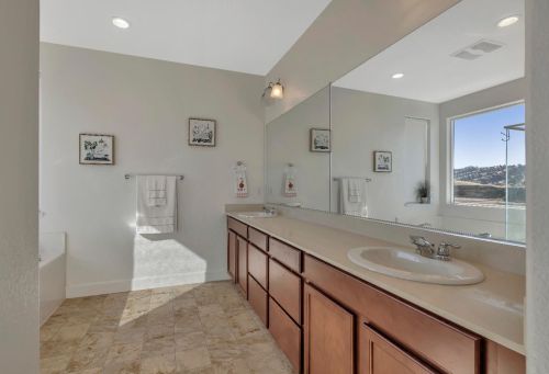 21252 Grapevine Dr, Grayson CA  95363-8903 exterior