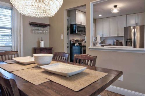 95 Parkside Ave, Miller Place NY  11764-3121 exterior