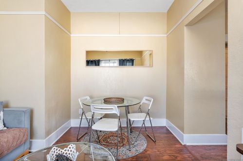 2129 B St, San Diego CA 92102-1848 exterior