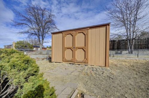 4038 Vly Dr, Pueblo CO 81008-1752 exterior