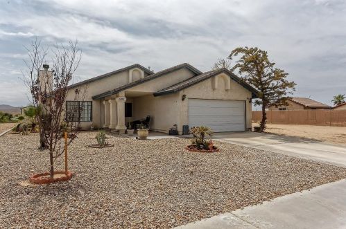 26283 Corona Dr, Helendale CA  92342-7754 exterior