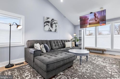 1101 44th Pl, Washington DC  20019-4906 exterior