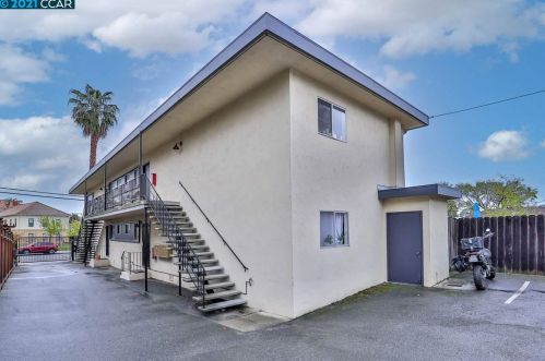 366 45 St, Oakland CA 94609-2259 exterior