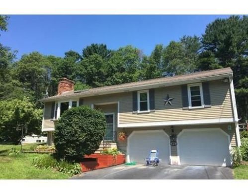 23 Chestnut St, Douglas, MA 01516-2534