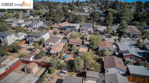 3963 Altamont Ave, Oakland CA 94605-2602 exterior