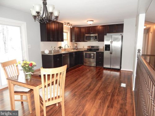 10505 Meadowview Dr, Fredericksburg VA  22408-2662 exterior