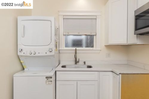 534 25th St, Oakland CA  94606-4145 exterior