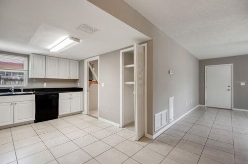 7109 64 St, Pinellas Park FL  33781-4031 exterior