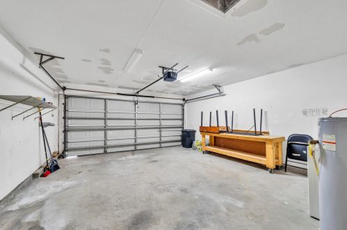 1916 Summer Hills Ln, Fort Walton Beach FL  32547-7036 exterior