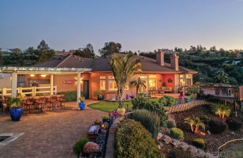 550 Old Stagecoach Run, Alpine CA  91901-1478 exterior