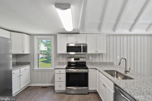 210 Weiner Ave, Harrington DE  19952-1139 exterior