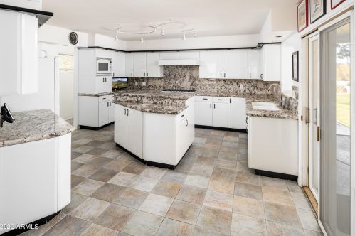 7424 61 St, Scottsdale AZ 85266-8210 exterior