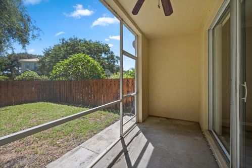 8084 Briantea Dr, Boynton Beach FL  33472-2745 exterior