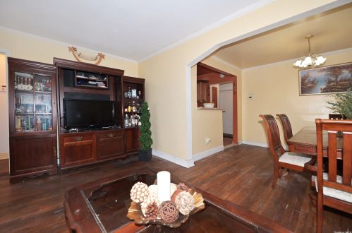11136 179th St, Jamaica NY  11433-4124 exterior