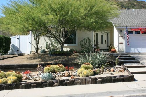 7168 Ruane St, San Diego, CA 92119-1211