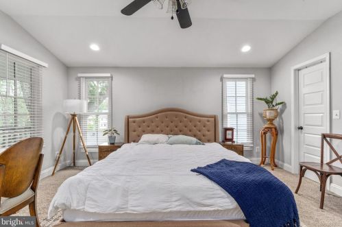 209 Prince Edward St, Fredericksburg VA  22401-6034 exterior