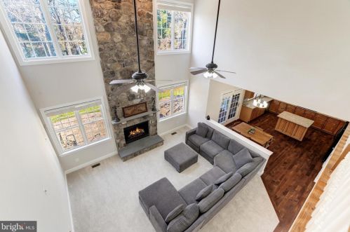 5410 Dabneys Mill Ct, Haymarket VA  20169-4519 exterior