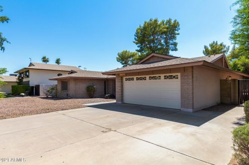 5808 81st St, Scottsdale, AZ 85250-6208