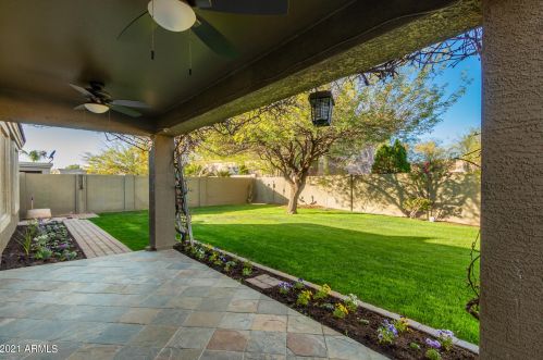 8356 Berridge Ln, Glendale AZ  85305-2555 exterior