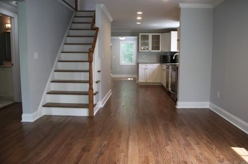 139 River St, New Canaan, CT 06840-4236