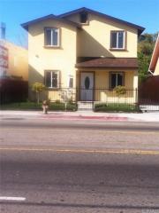 645 Vernon Ave, Los Angeles, CA 90011-3701