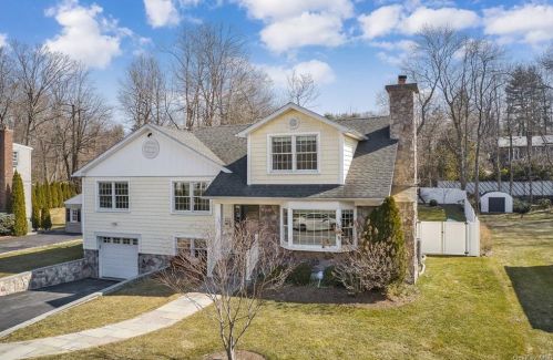 55 Primrose Ave, Scarsdale, NY 10583-6604
