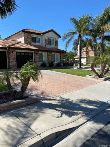 3636 Lily Dr, Rialto CA  92377-4866 exterior