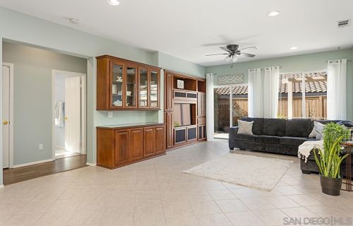42531 Swoboda Ct, Temecula CA  92592-8184 exterior