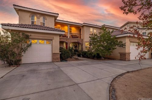 43881 Normandy Ln, Lancaster, CA 93536-6921