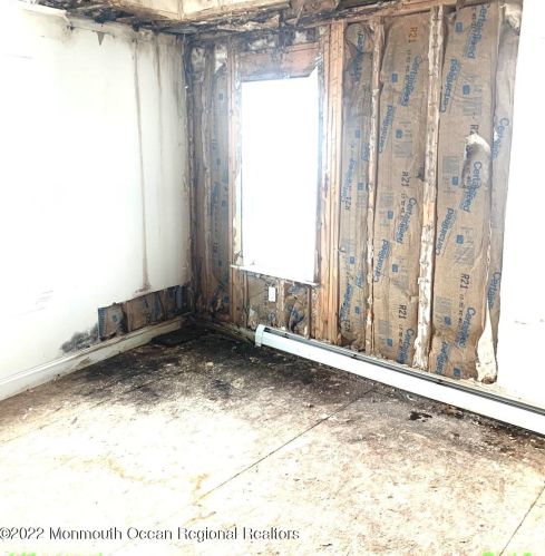 141 Vanard Dr, Bricktown NJ  08723-7428 exterior