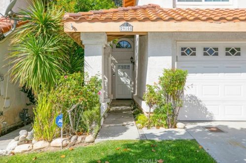 29105 Marilyn Dr, Santa Clarita, CA 91387-4452