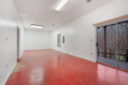 7001 Clubview Dr, Bridgeville PA  15017-1097 exterior