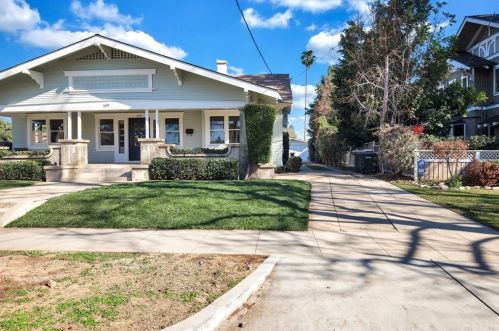 529 Grand St, Orange, CA 92866-2705