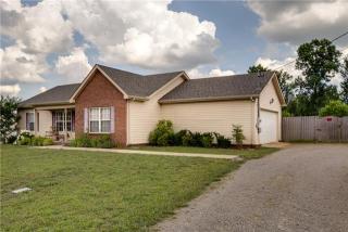 211 Slow Waters Dr, Christiana, TN 37037-5478