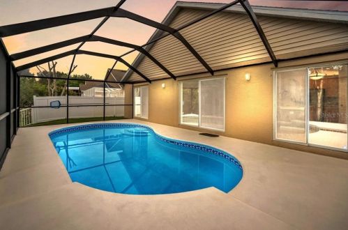826 Addison Dr, Saint Petersburg, FL 33716-3442
