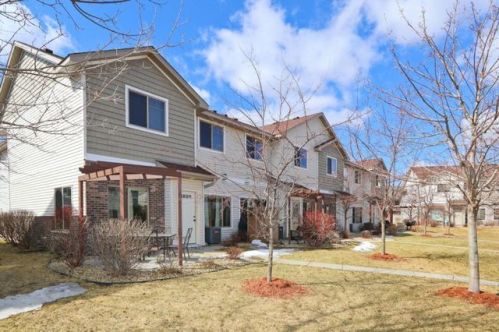 151 Morgan Ln, Lino Lakes, MN 55014-5513
