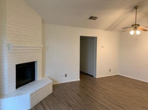 3705 Bryce Ave, Fort Worth, TX 76107-4027