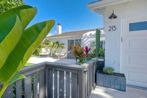 215 Village Run, Encinitas CA  92024-3056 exterior