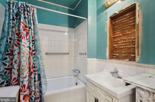 724 Marietta Pl, Washington DC  20011-3048 exterior