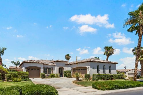 81326 Golden Barrel Way, La Quinta CA  92253-9325 exterior