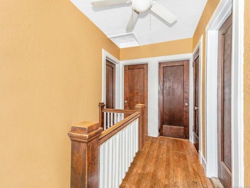 4043 Seton Ave, Bronx NY  10466-2332 exterior