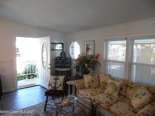 575 Marlin Cir, Sebastian FL  32976-2403 exterior