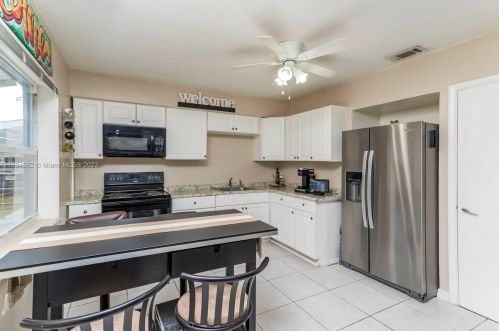 6335 21st St, Hollywood FL  33023-2846 exterior