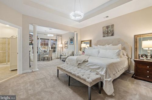 4318 Wisley Turn, Woodbridge VA  22192-7822 exterior