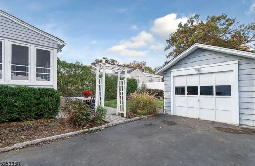 151 Parker Ave, Paterson NJ  07506-1140 exterior