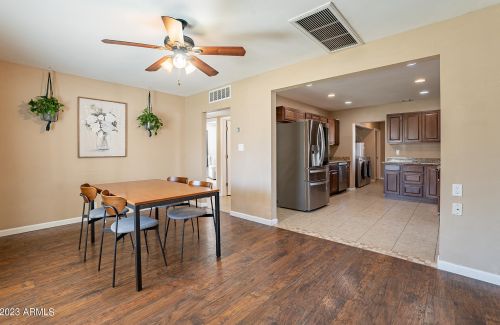 8142 11th Pl, Phoenix AZ  85020-3716 exterior