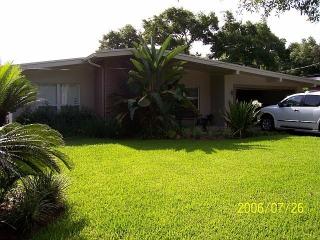 830 Phelps Ave, Winter Park FL  32789-2759 exterior