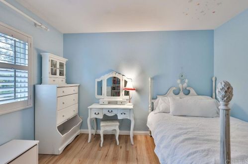 1326 Creekside Dr, Chula Vista CA 91915-2520 exterior