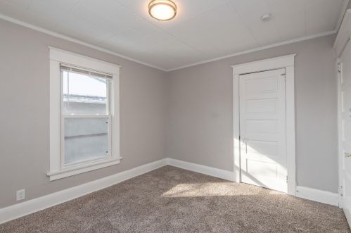 411 Bethesda Ct, Waukesha WI  53186-4522 exterior