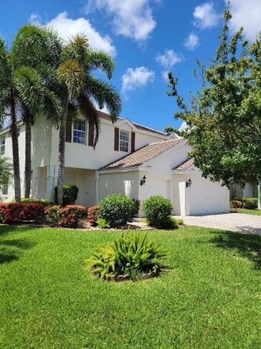 292 Kensington Way, West Palm Beach FL  33414-4316 exterior